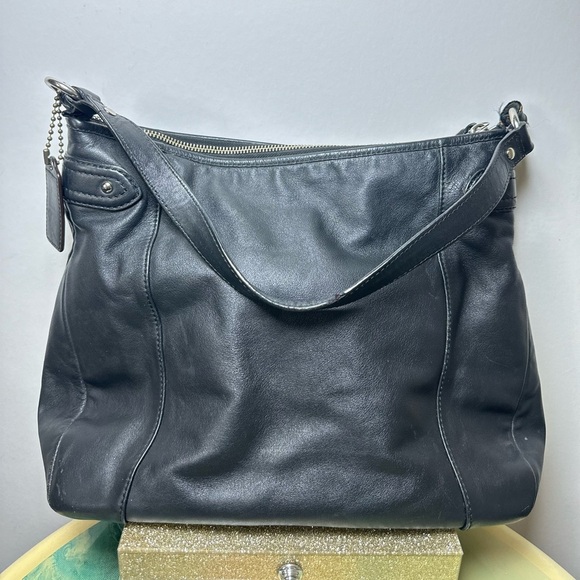 Preloved Coach Daisy Black Genuine Leather Crossbody/Hand Bag and Wallet Set. - Picture 4 of 14